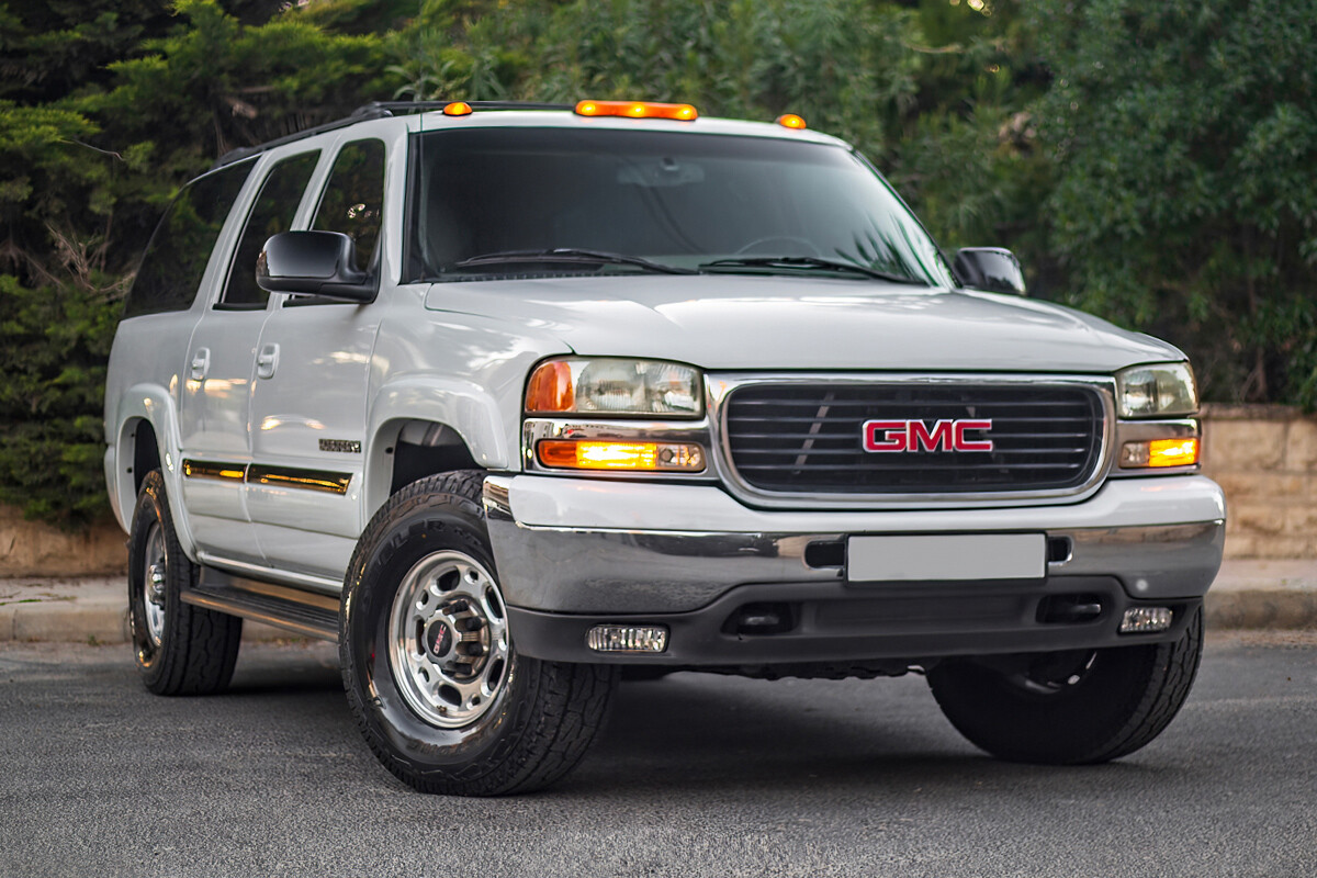 2005 GMC Suburban 8100 - 38k km