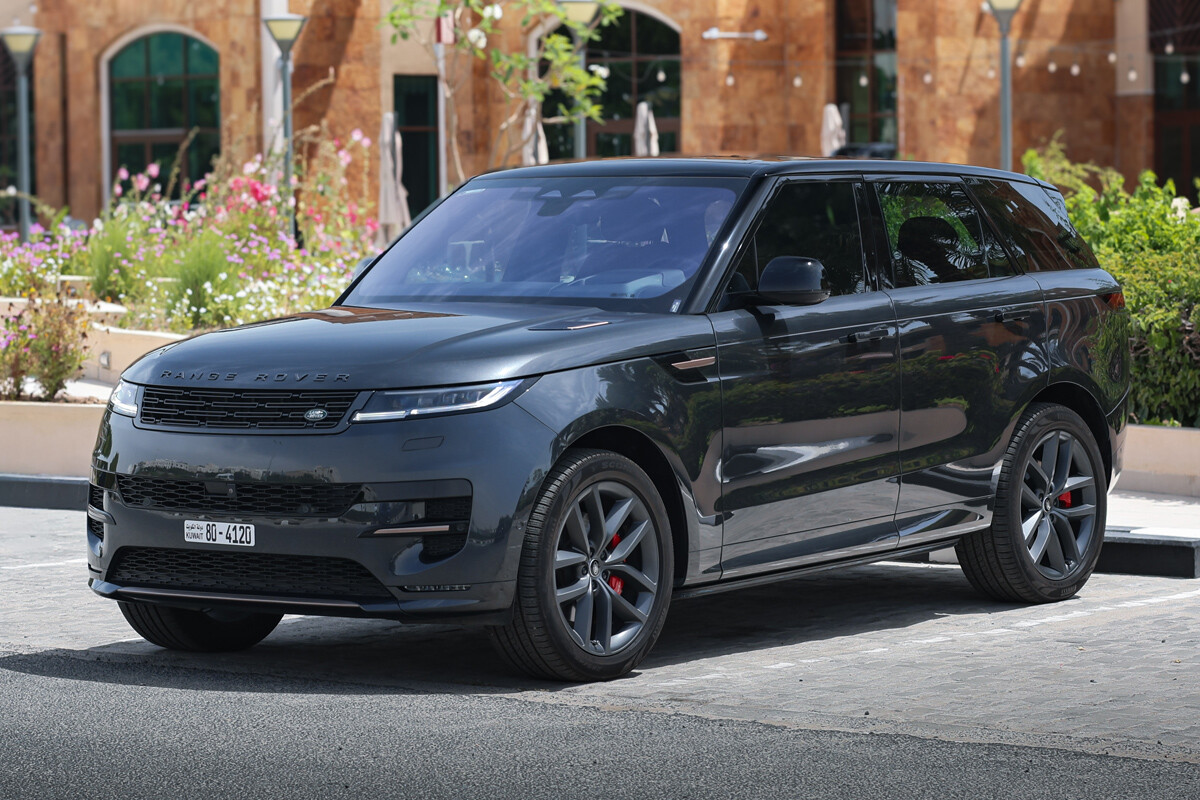 2023 Range Rover Sport P400 HSE Dynamic - 45k km