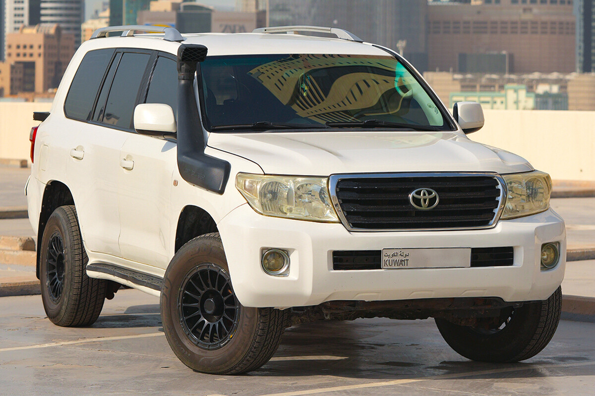 2013 Toyota Land Cruiser DLX - 277k km