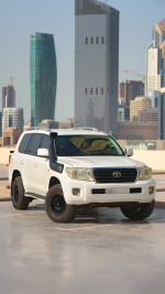 2013 Toyota Land Cruiser DLX - 277k km