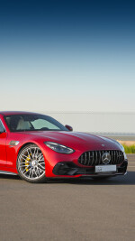 2025 Mercedes-Benz GT 43 AMG Performance Package - 2,954 km only