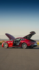 2025 Mercedes-Benz GT 43 AMG Performance Package - 2,954 km only