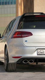 2016 Volkswagen Golf R - 98k km