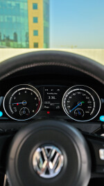 2016 Volkswagen Golf R - 98k km