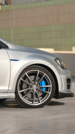 2016 Volkswagen Golf R - 98k km