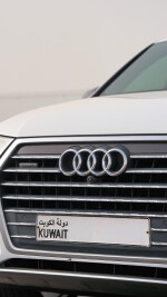2019 Audi Q7 S-Line Quattro - 142k km