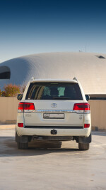 2018 Toyota Land Cruiser GXR White Edition - 154k km