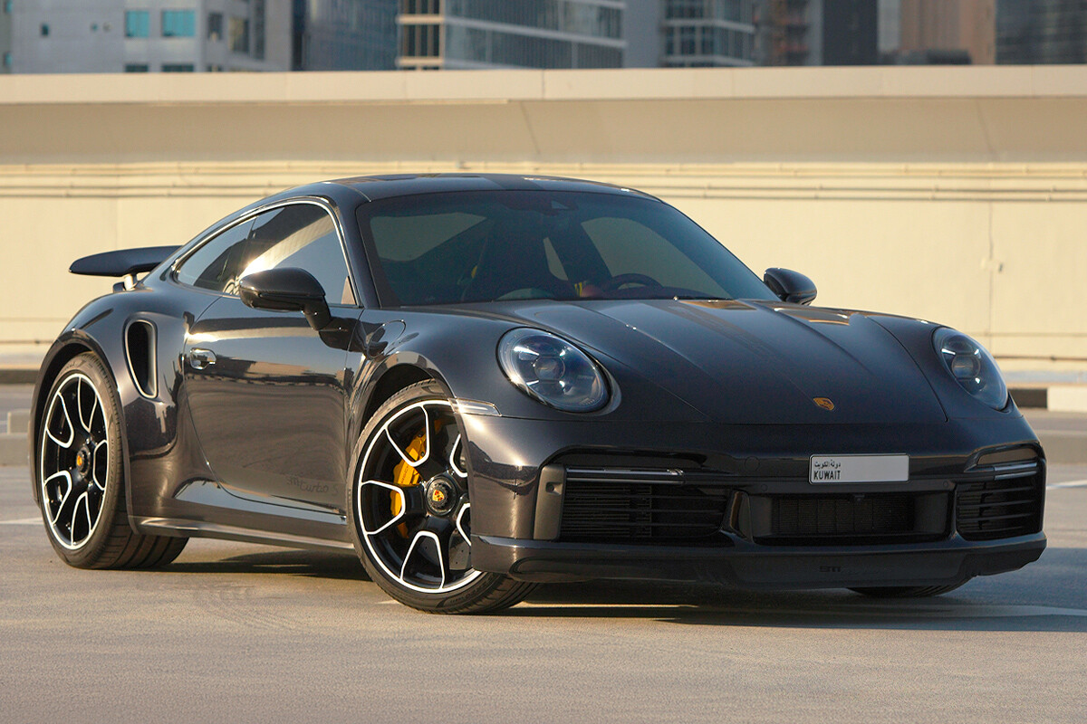2021 Porsche 911 Turbo S Coupe - 13k km