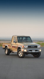 2013 Toyota Land Cruiser 70 Pickup - 191k km