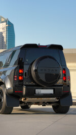 2024 Land Rover Defender 110 HSE - 67k km