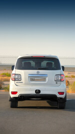 2010 Nissan Patrol SE - 201k km
